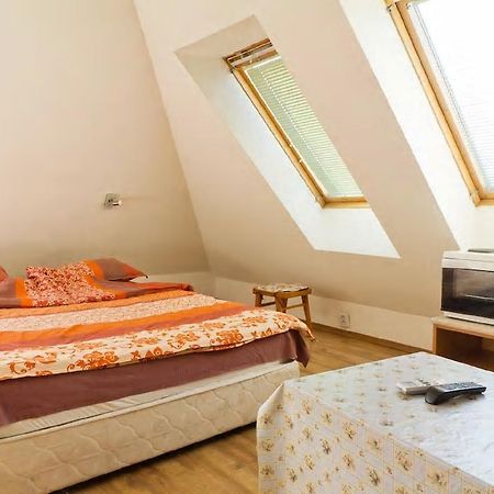 Stay Nexus Near Airport Sofia Exterior foto