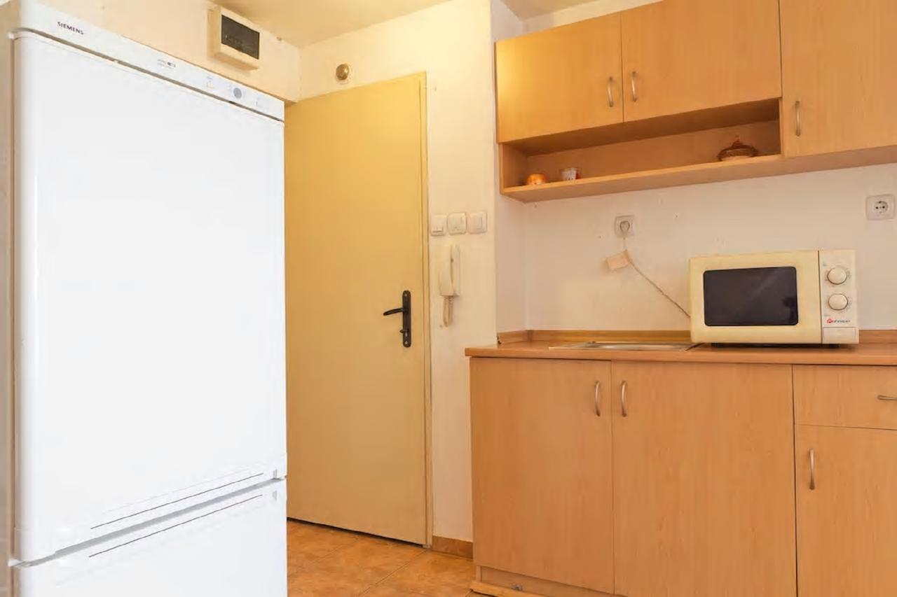 Stay Nexus Near Airport Sofia Exterior foto